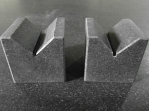 汽車工業(yè)對(duì)配重鐵的依賴